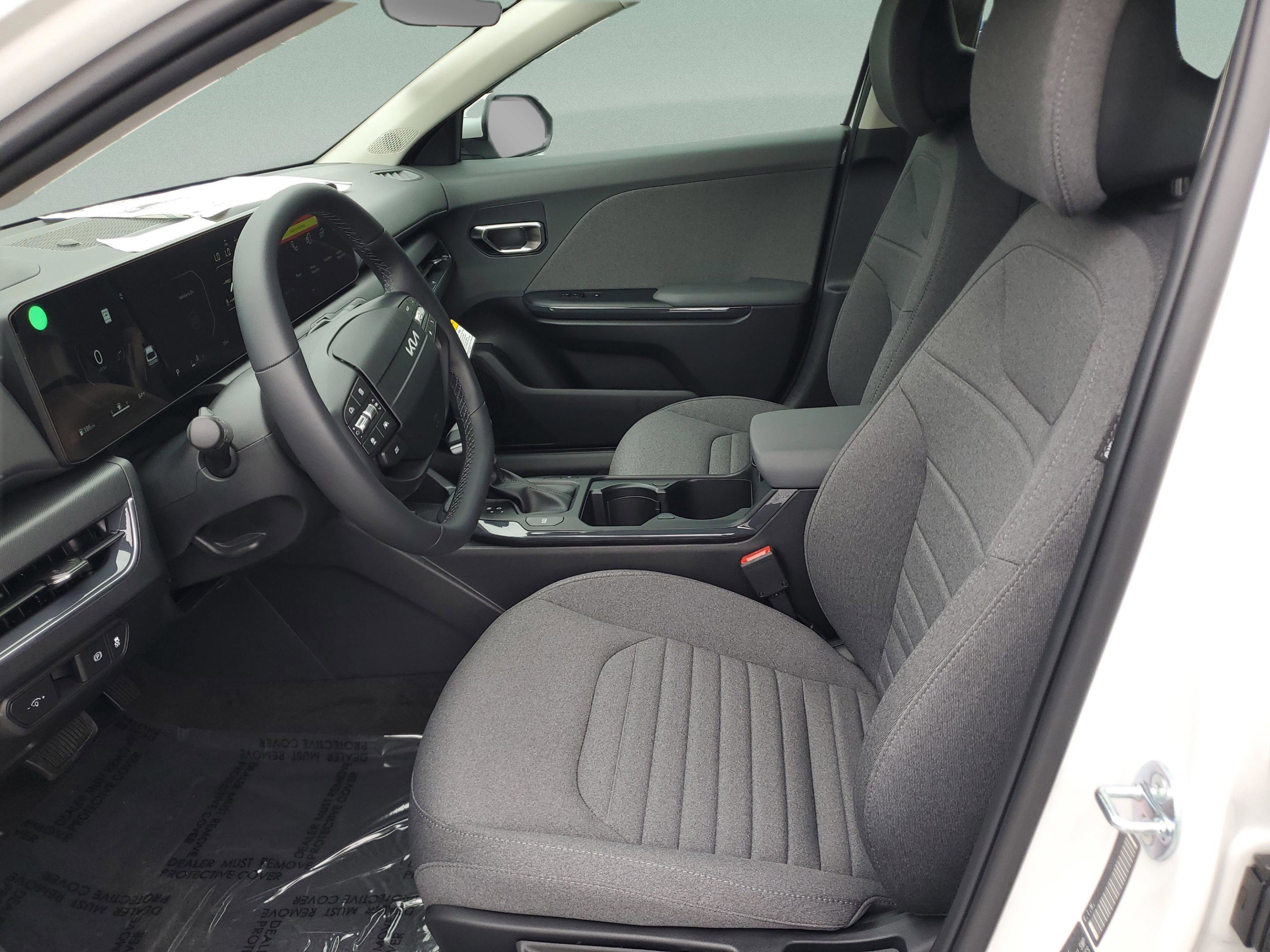 New 2025 Kia K4 EX image 13