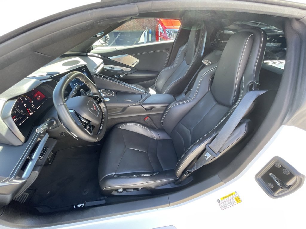 Used 2024 Chevrolet Corvette Stingray Preferred Cpe w/ 2LT RWD image 19