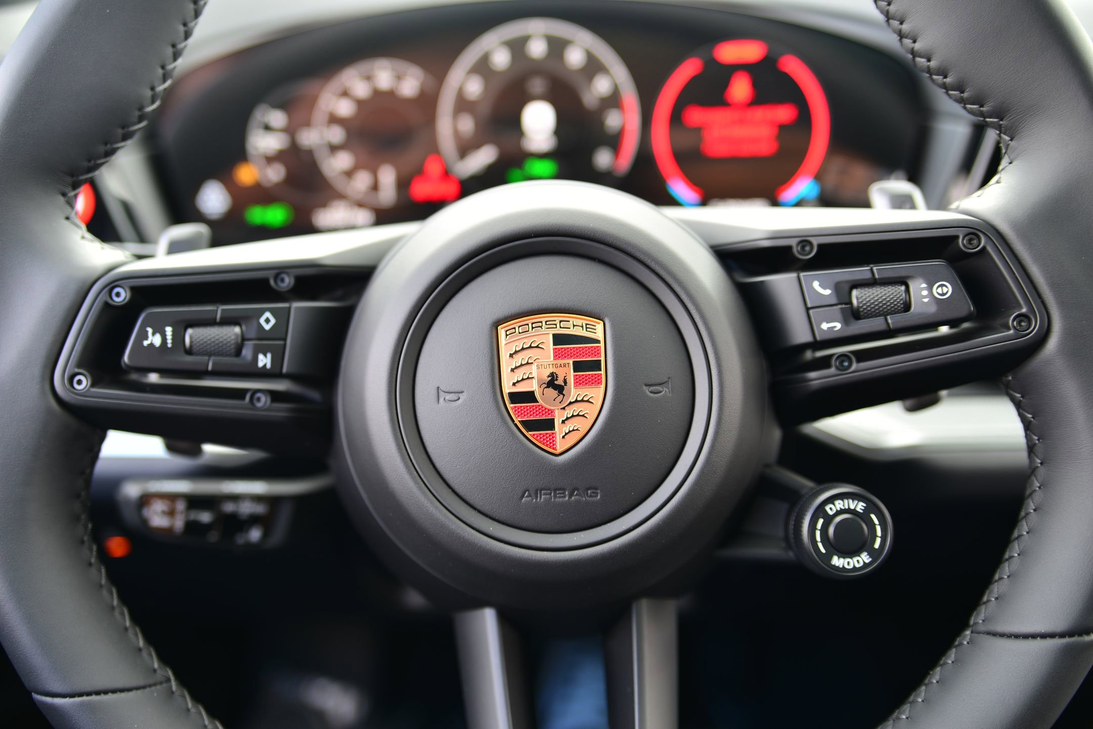 Certified 2026 Porsche Cayenne E-Hybrid image 16