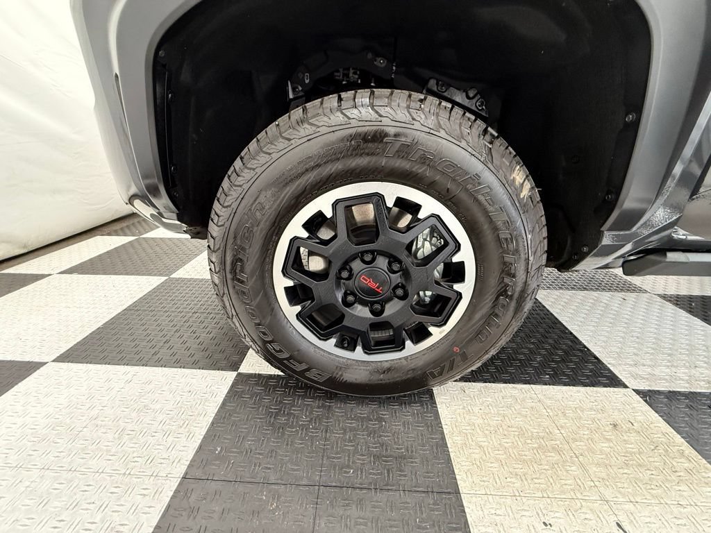Used 2026 Toyota Tacoma TRD Off-Road AWD/4WD image 10