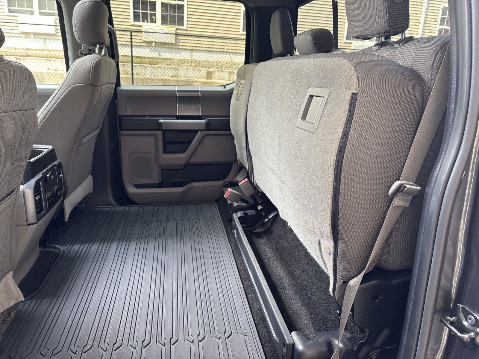 Used 2017 Ford F150 XLT w/ Equipment Group 302A Luxury AWD/4WD image 24