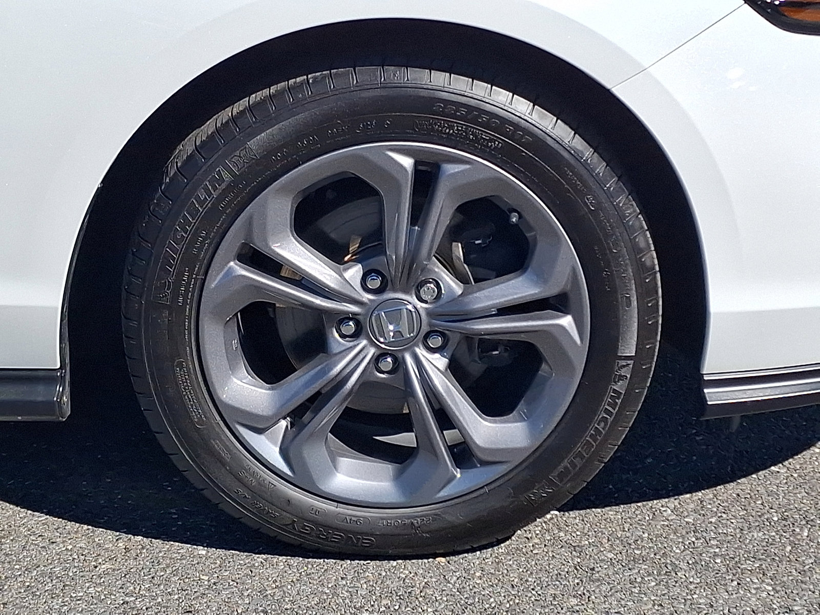 Used 2024 Honda Accord EX image 8