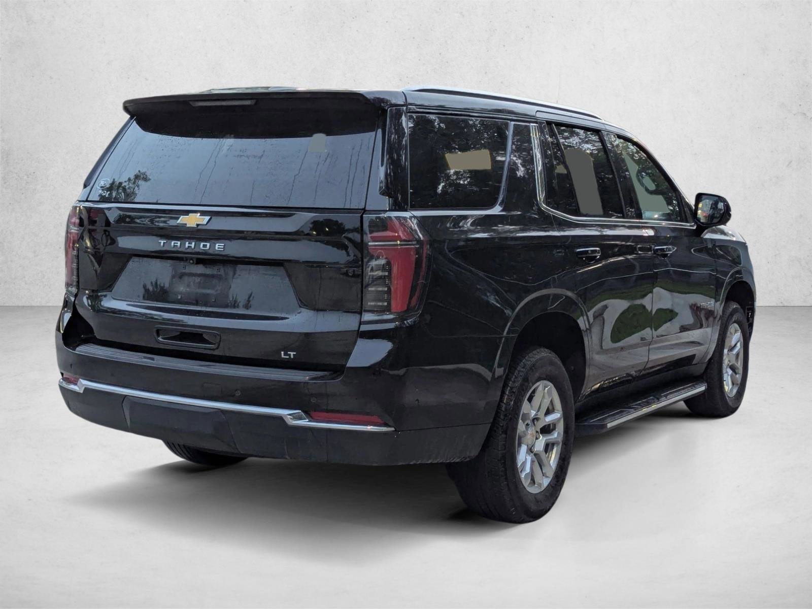 Used 2025 Chevrolet Tahoe LT AWD/4WD image 5
