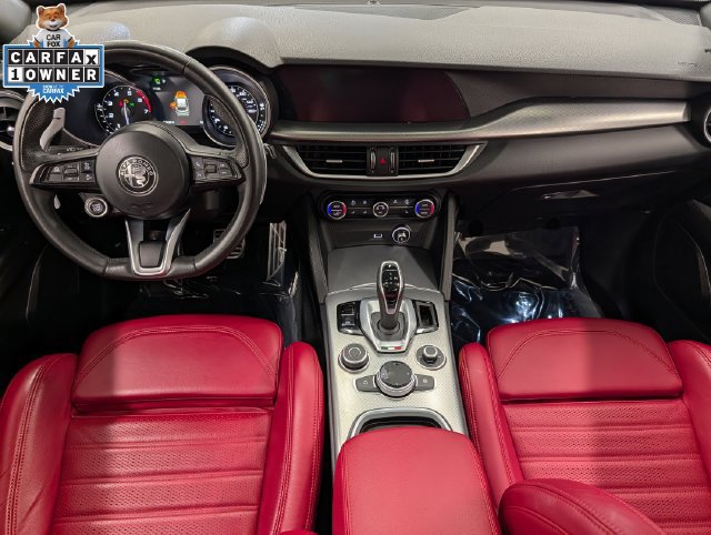 Used 2023 Alfa Romeo Stelvio Veloce AWD/4WD image 24