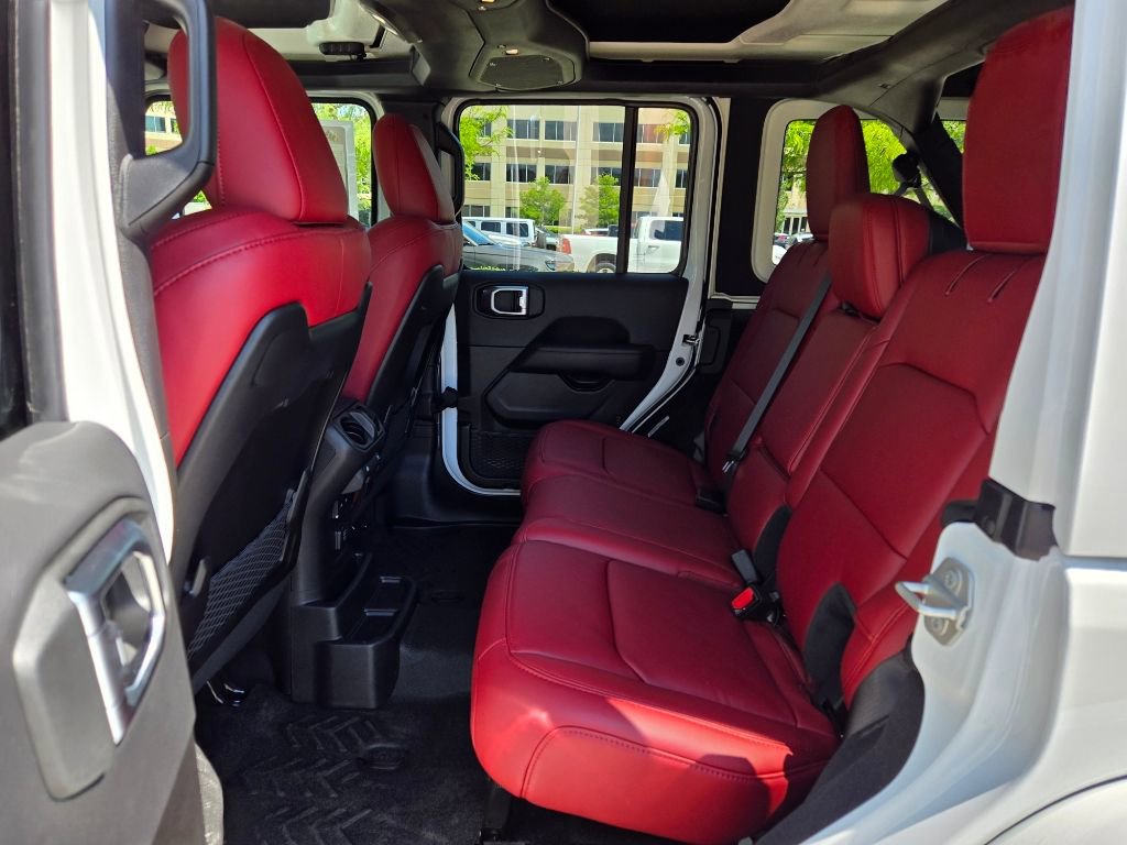 New 2024 Jeep Wrangler Unlimited Rubicon 392 image 27