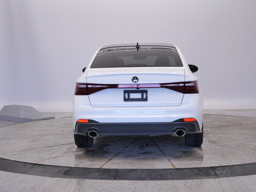 Used 2026 Volkswagen Jetta GLI Autobahn FWD image 4