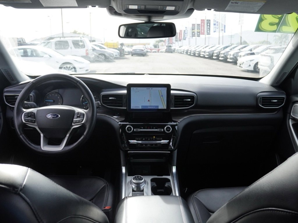 Used 2023 Ford Explorer Limited w/ Equipment Group 301A image 19