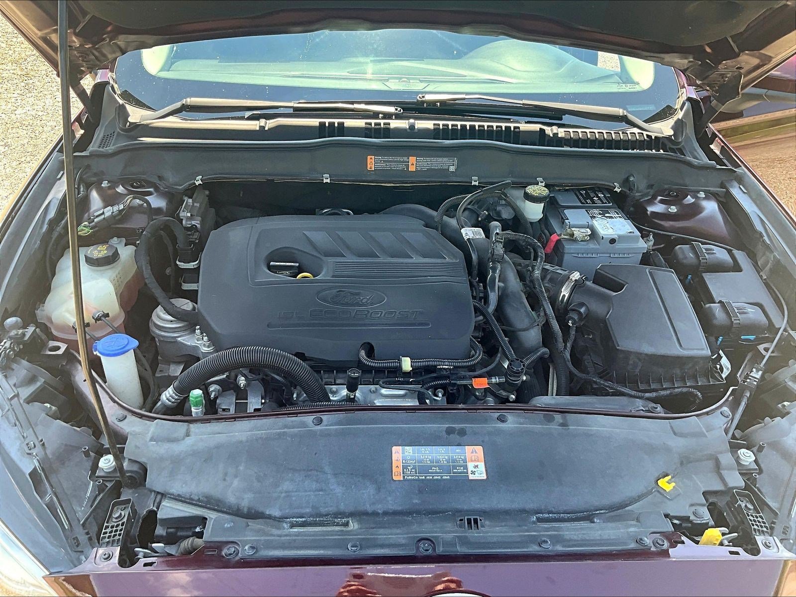 Used 2018 Ford Fusion SE w/ Equipment Group 201A FWD image 30