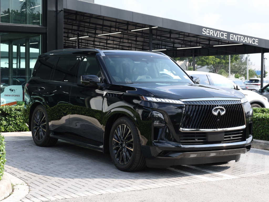 Certified 2026 INFINITI QX80 Autograph w/ Premium Cargo Package AWD/4WD image 2