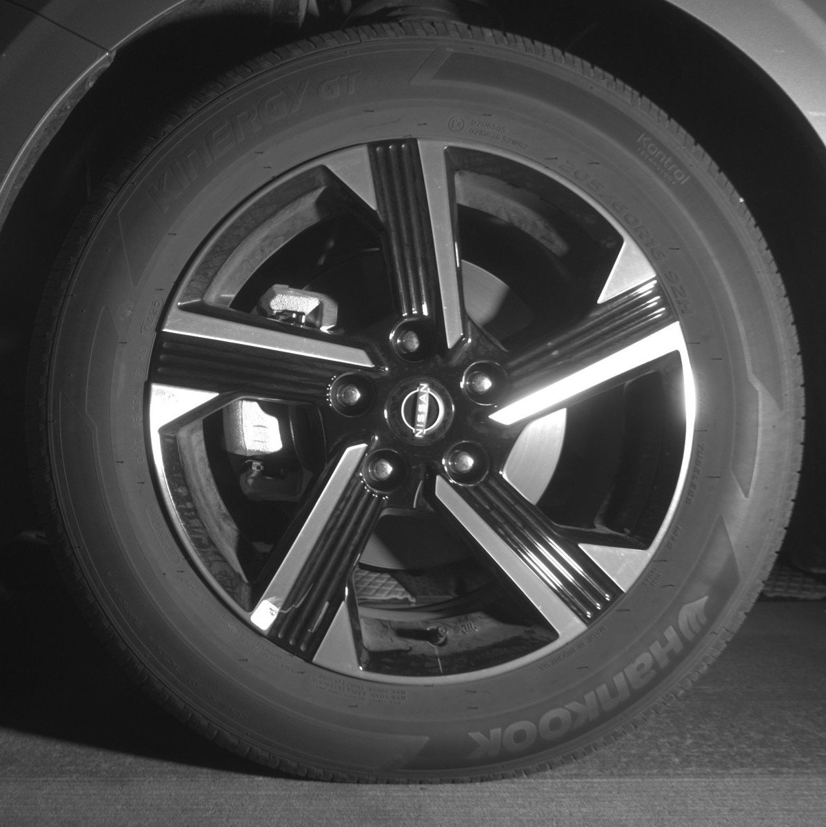 Used 2025 Nissan Sentra SV image 12