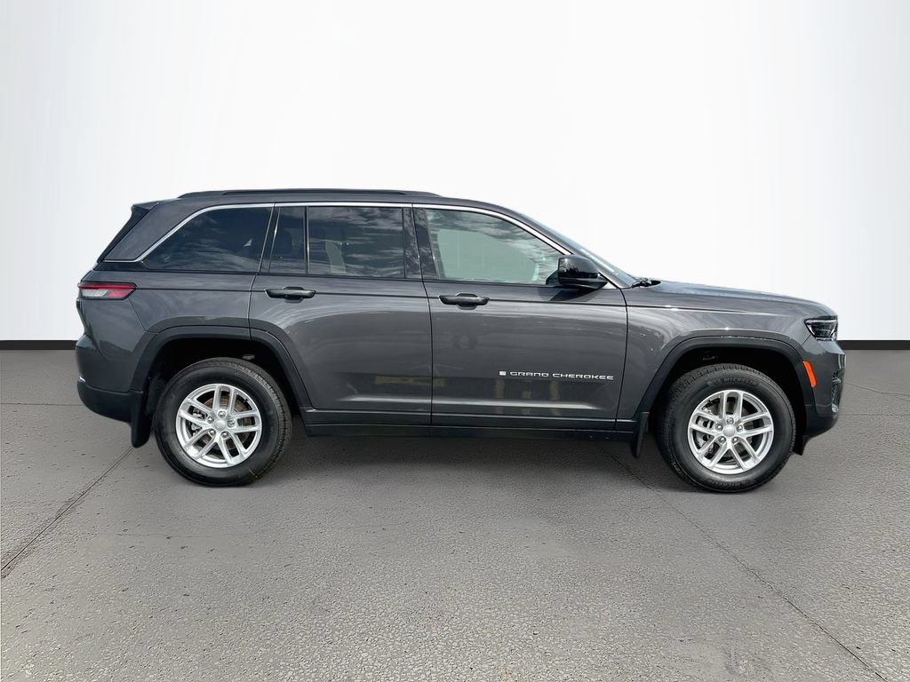 New 2026 Jeep Grand Cherokee 4WD image 8