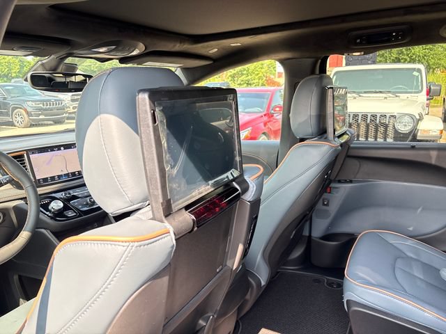 New 2027 Chrysler Pacifica Pinnacle AWD/4WD image 24