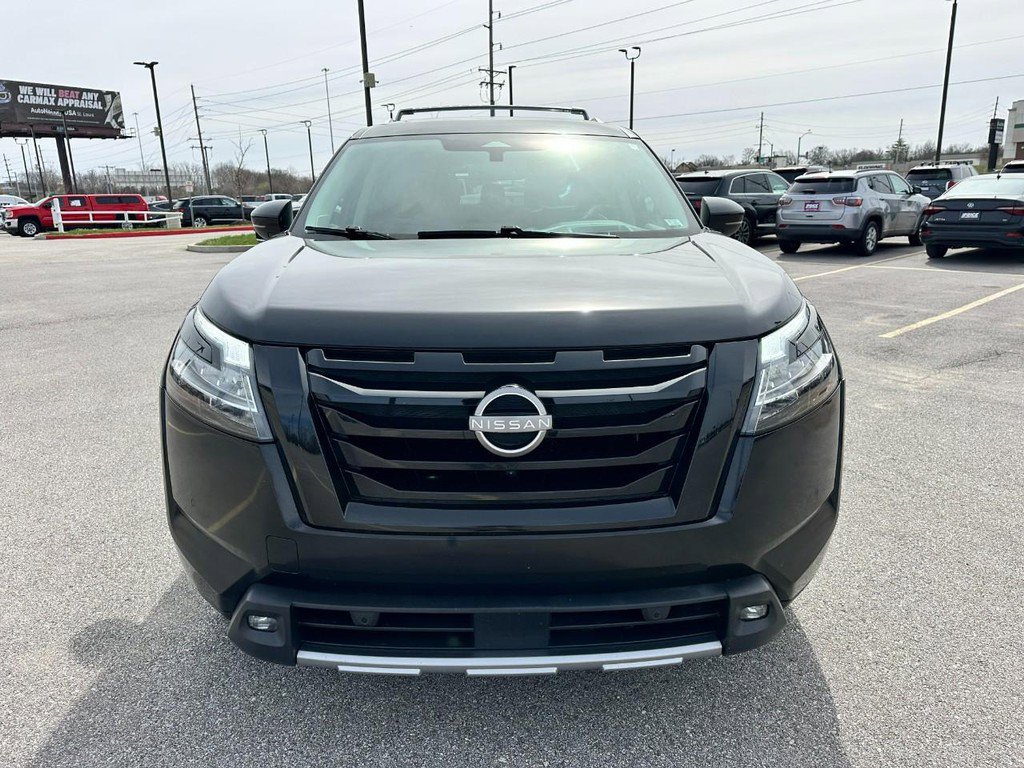 Used 2022 Nissan Pathfinder Platinum w/ Cargo Package image 9