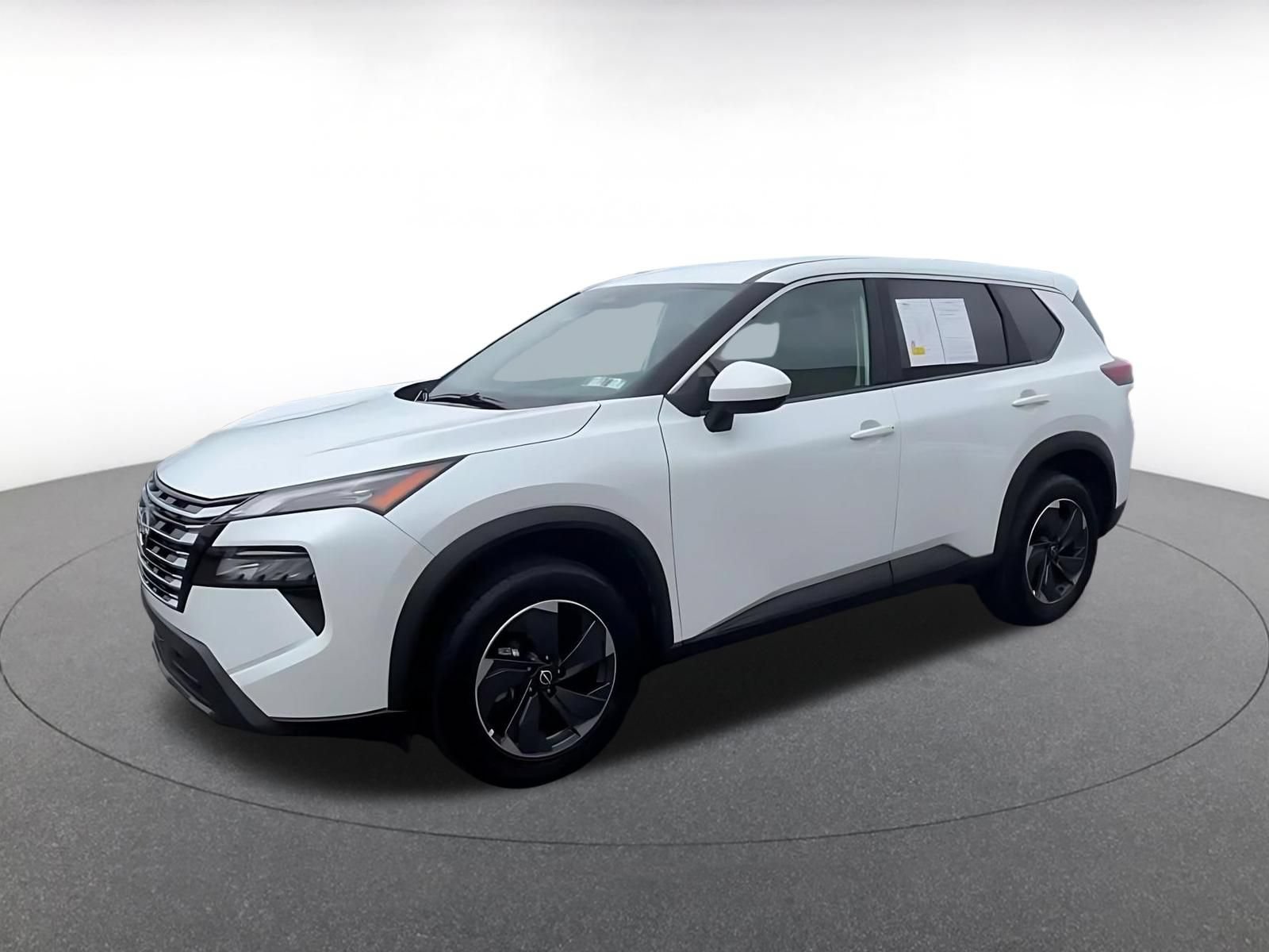 Used 2025 Nissan Rogue SV FWD image 7