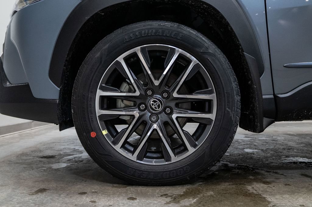 New 2026 Toyota Corolla Cross XLE image 8