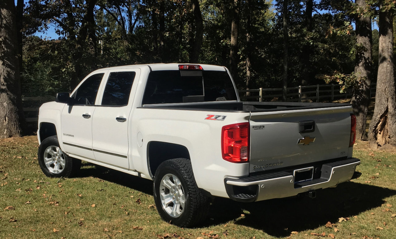 Used 2017 Chevrolet Silverado 1500 LTZ Z71 w/ LTZ Plus Package image 3