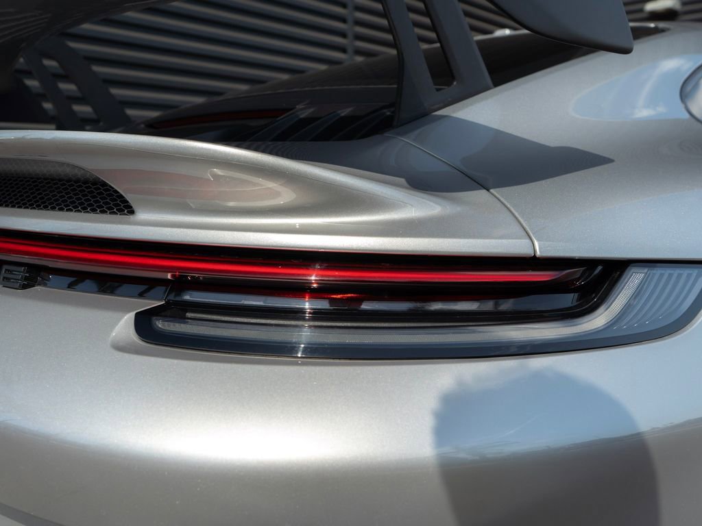 Used 2023 Porsche 911 GT3 RWD image 17