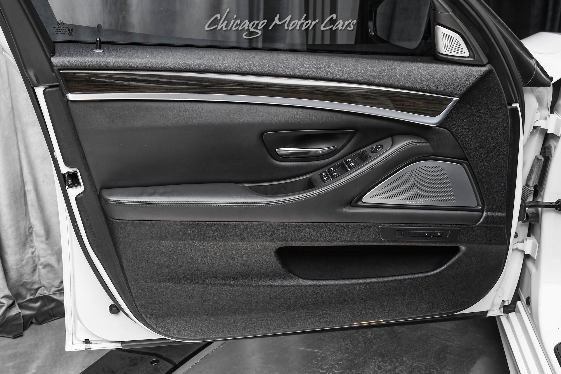 Used 2013 BMW M5 RWD image 34