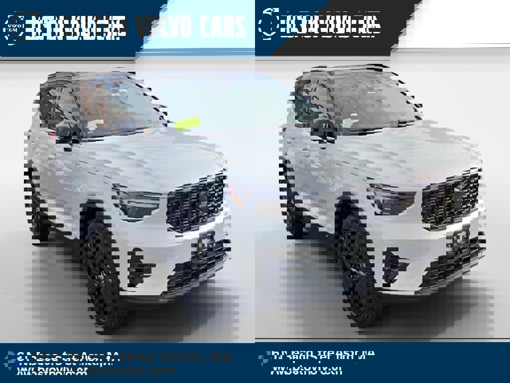 New 2026 Volvo XC40 B5 Ultra w/ Protection Package Premier