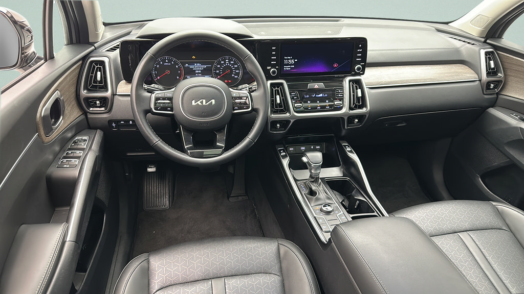 Used 2023 Kia Sorento S w/ Panoramic Sunroof Package AWD/4WD image 11