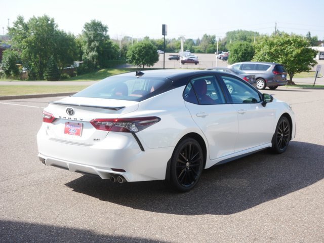 Used 2022 Toyota Camry XSE w/ Blackout Package (TMS) FWD image 5