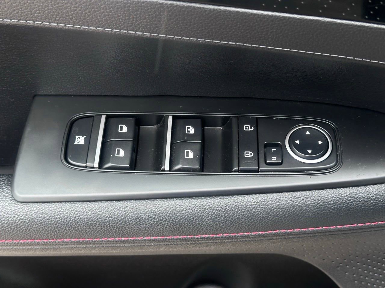 Used 2022 Kia Forte GT w/ GT Technology Package FWD image 24