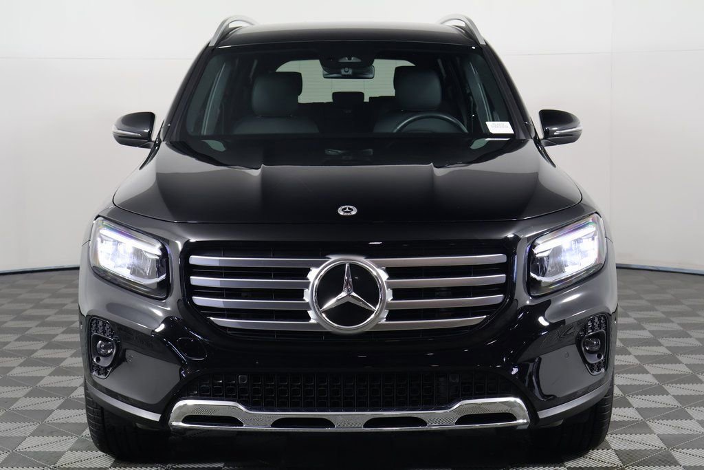Certified 2025 Mercedes-Benz GLB 250 4MATIC image 2