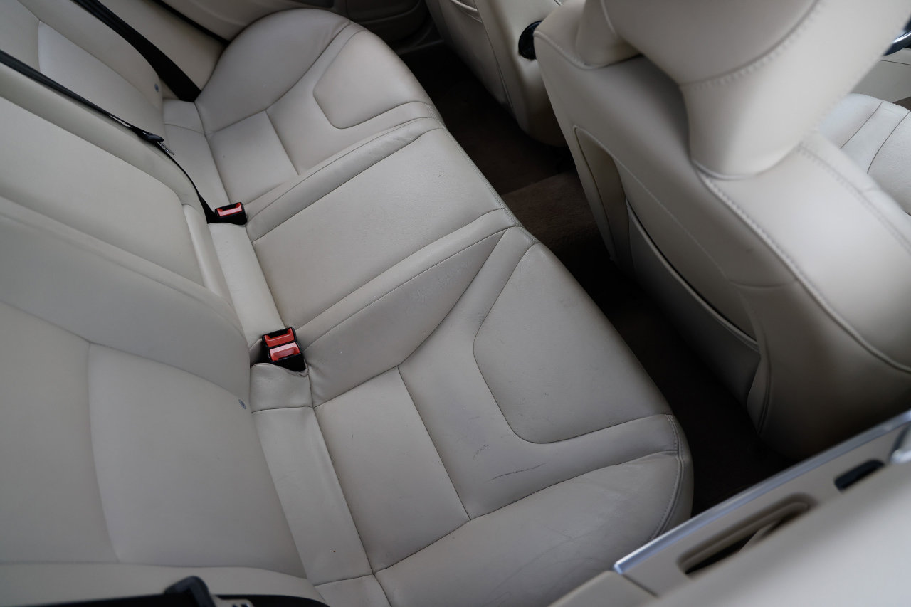 Used 2015 Volvo S60 T5 Platinum image 12