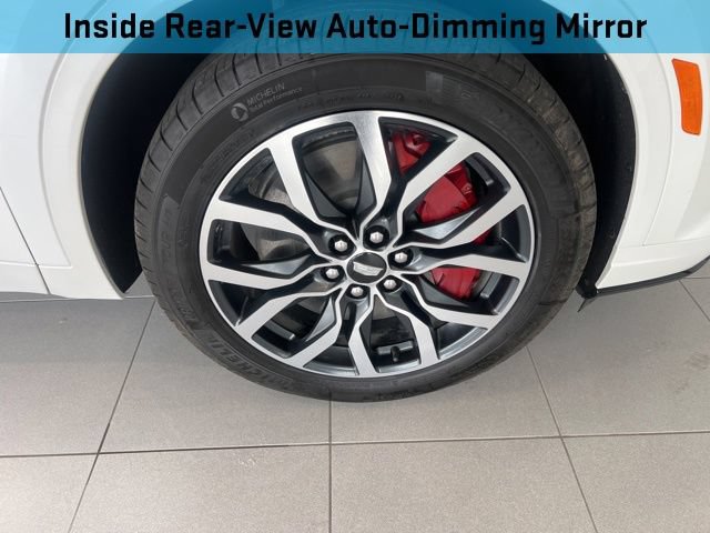 Used 2025 Cadillac XT6 Sport w/ LPO, Floor Liner Package AWD/4WD image 14