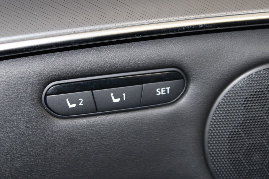 Used 2024 INFINITI QX50 Luxe image 40