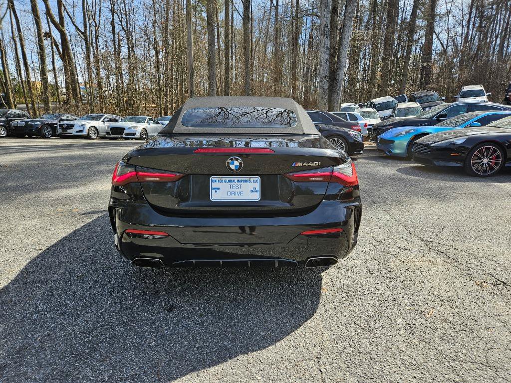 Used 2021 BMW M440i Convertible RWD image 5