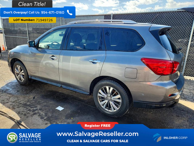 Used 2018 Nissan Pathfinder SL w/ Cargo Package FWD image 3