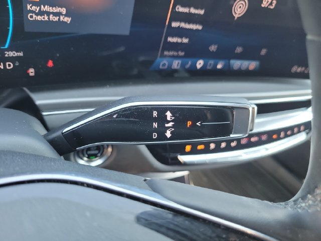 Certified 2024 Cadillac Lyriq Tech AWD/4WD image 29
