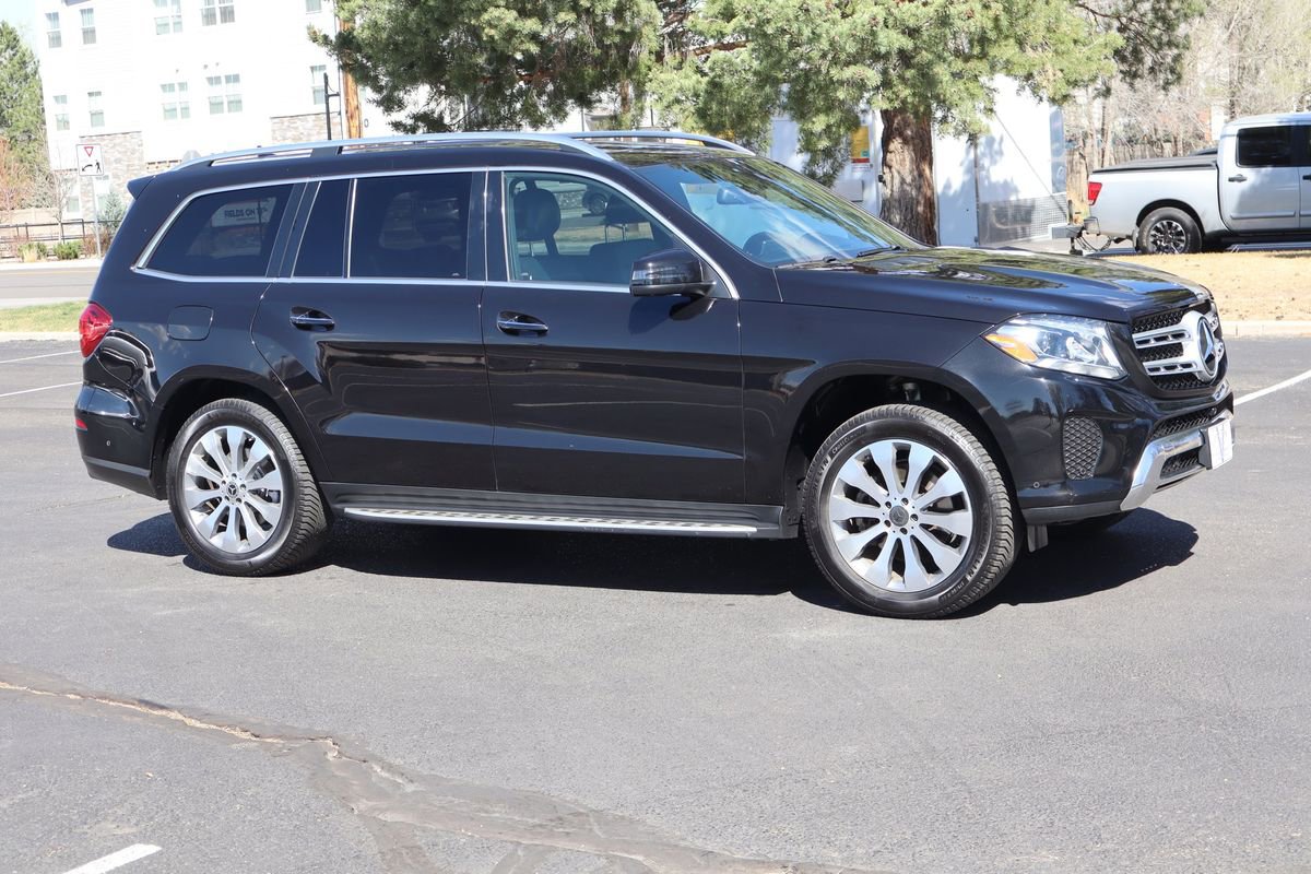 Used 2017 Mercedes-Benz GLS 450 4MATIC image 2