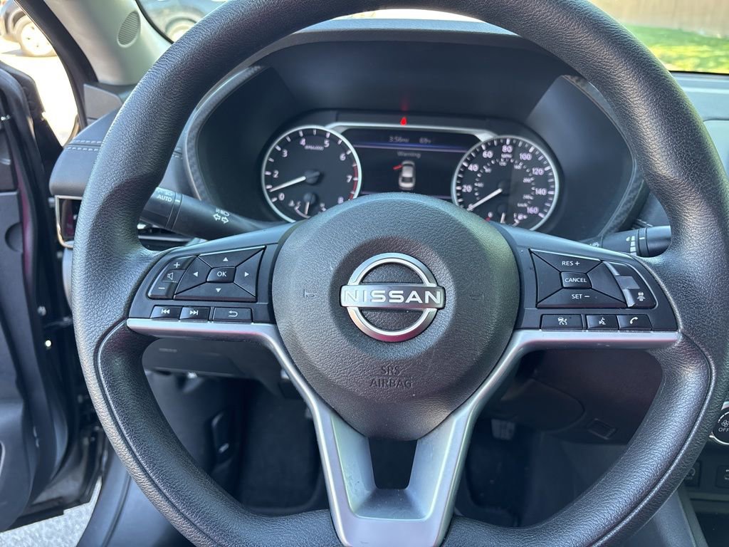 Used 2024 Nissan Sentra SV FWD image 13