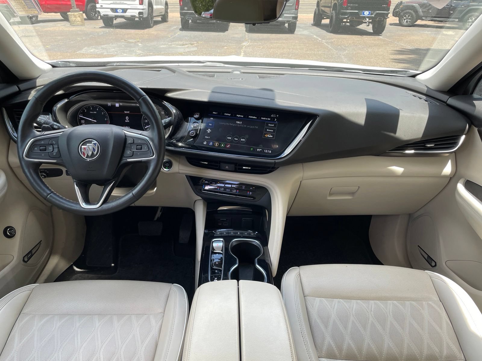 Used 2023 Buick Envision Avenir AWD/4WD image 31