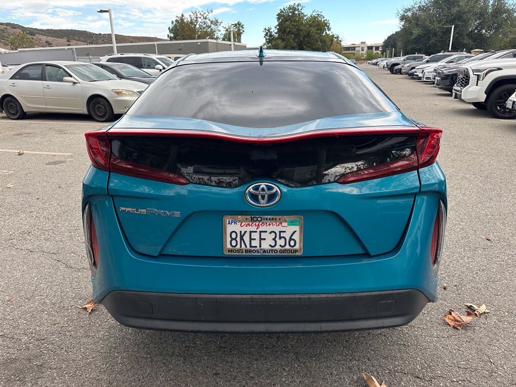 Used 2019 Toyota Prius Prime Plus w/ Carpet Mat Package FWD image 3