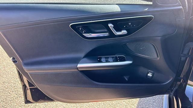 Used 2023 Mercedes-Benz C 300 Sedan image 16