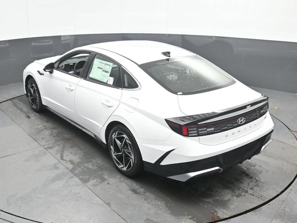 New 2026 Hyundai Sonata SEL AWD/4WD image 19