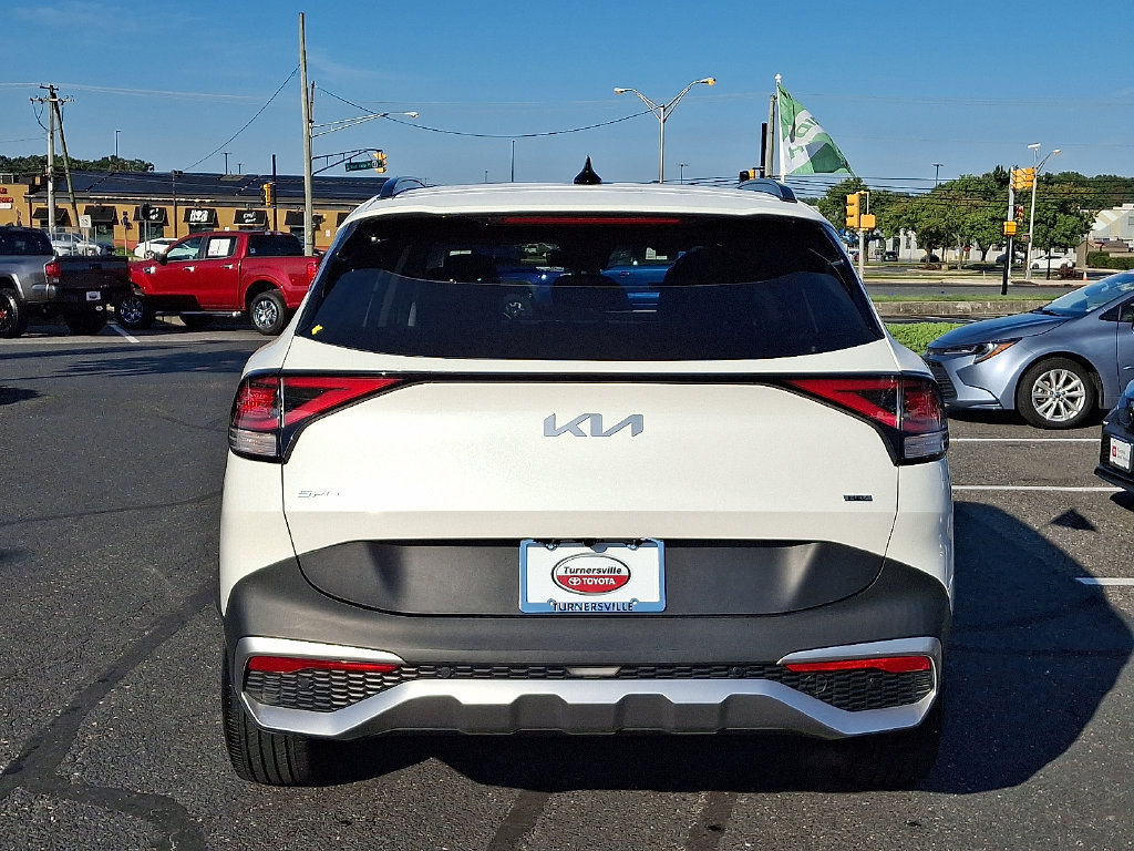 Used 2024 Kia Sportage EX w/ EX Premium Package AWD/4WD image 5