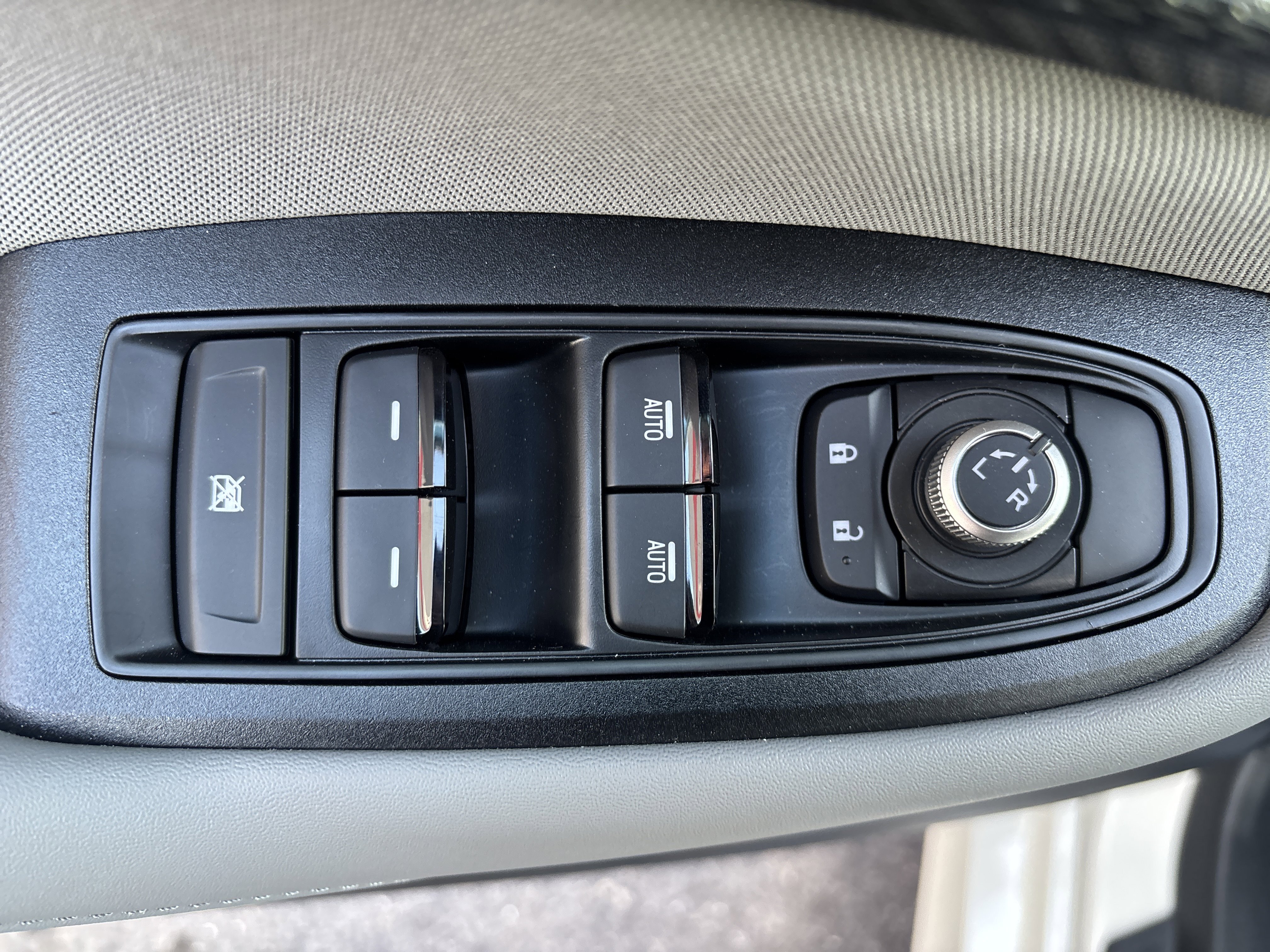 Used 2025 Subaru Legacy Premium image 17