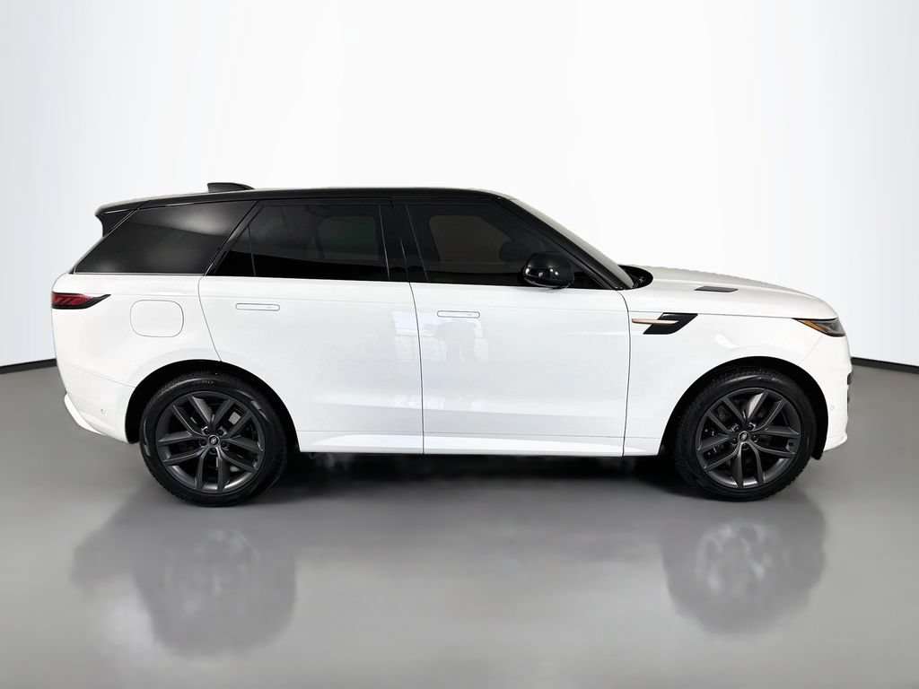 Used 2025 Land Rover Range Rover Sport Dynamic SE AWD/4WD image 8