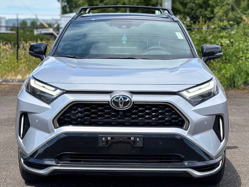 Certified 2025 Toyota RAV4 XSE AWD/4WD image 8