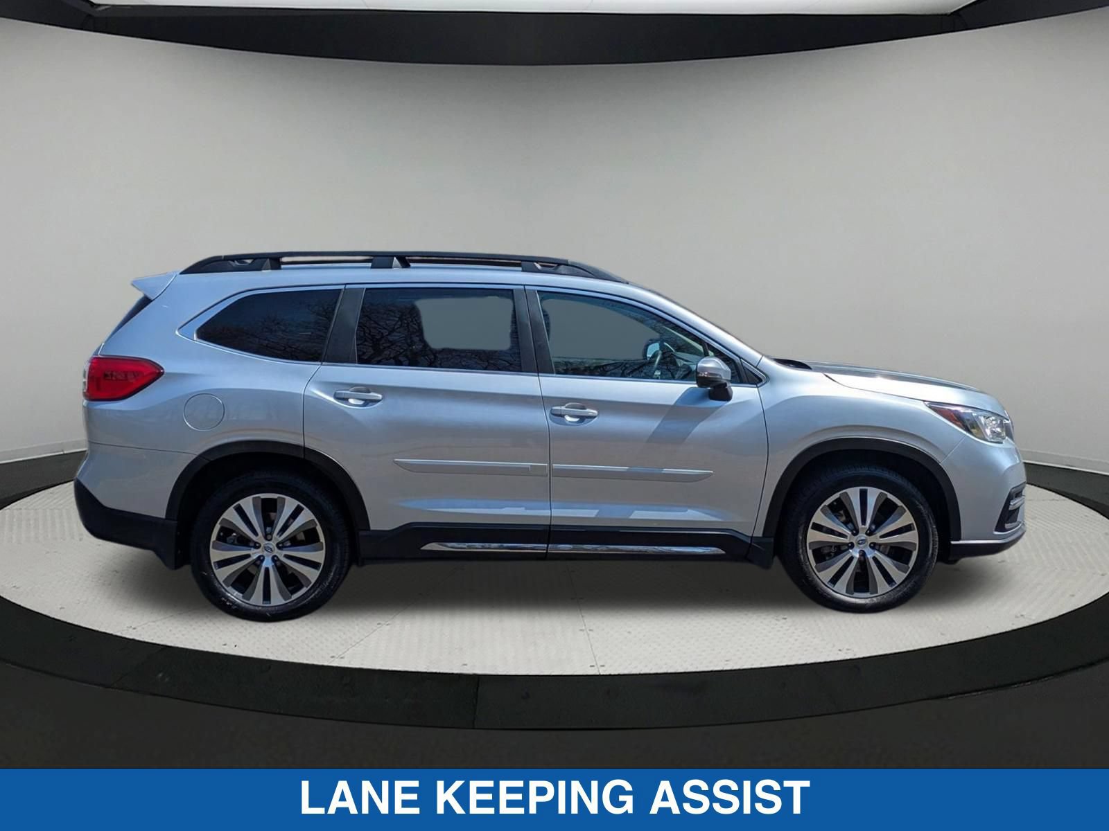 Certified 2022 Subaru Ascent Limited AWD/4WD image 2