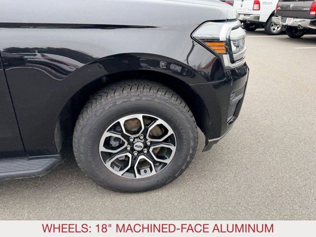 Used 2024 Ford Expedition XLT image 8