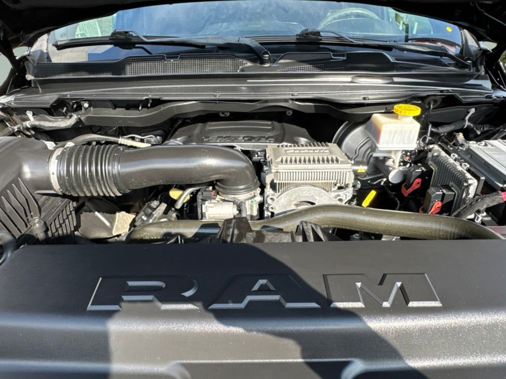 Used 2020 RAM 1500 Limited w/ Black Appearance Package AWD/4WD image 45