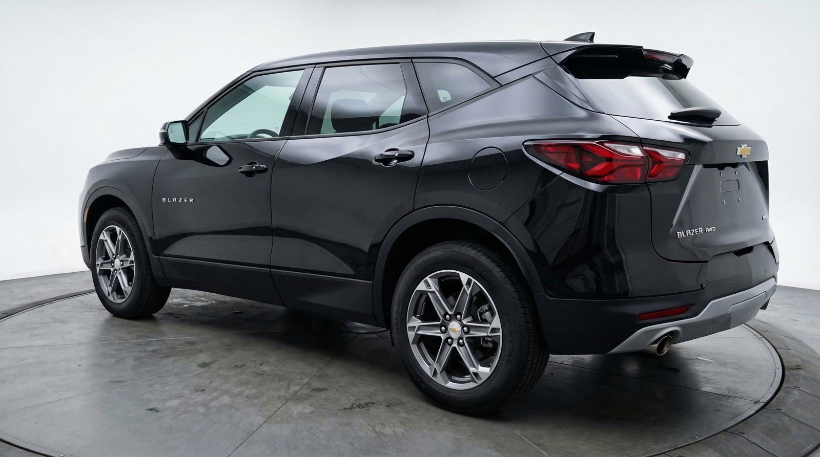 Used 2025 Chevrolet Blazer LT image 6