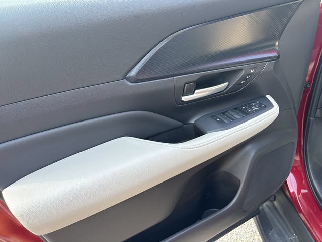 Used 2025 Toyota Grand Highlander AWD Hybrid image 13