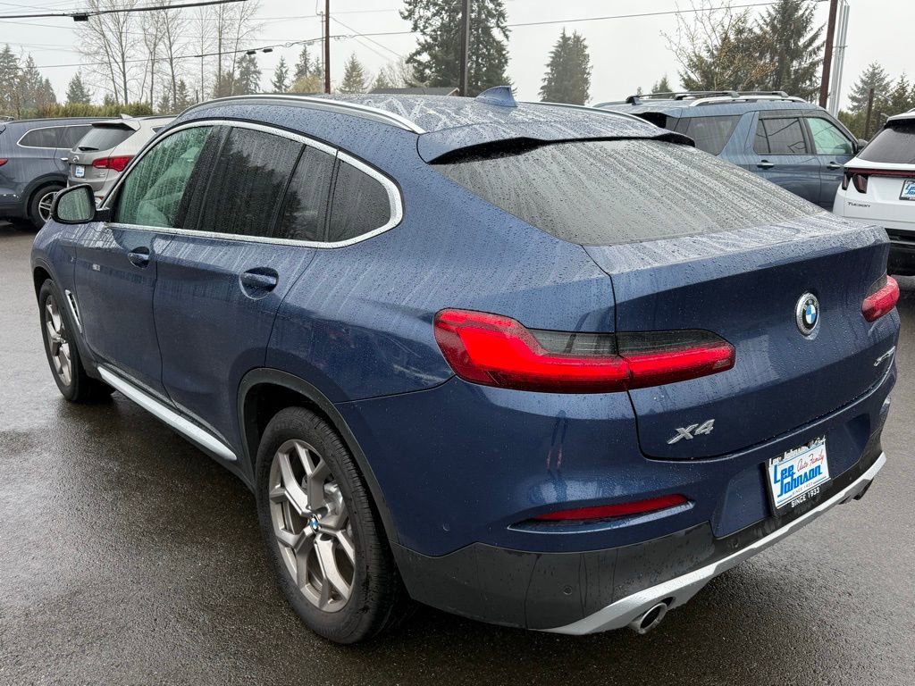 Used 2021 BMW X4 xDrive30i AWD/4WD image 3