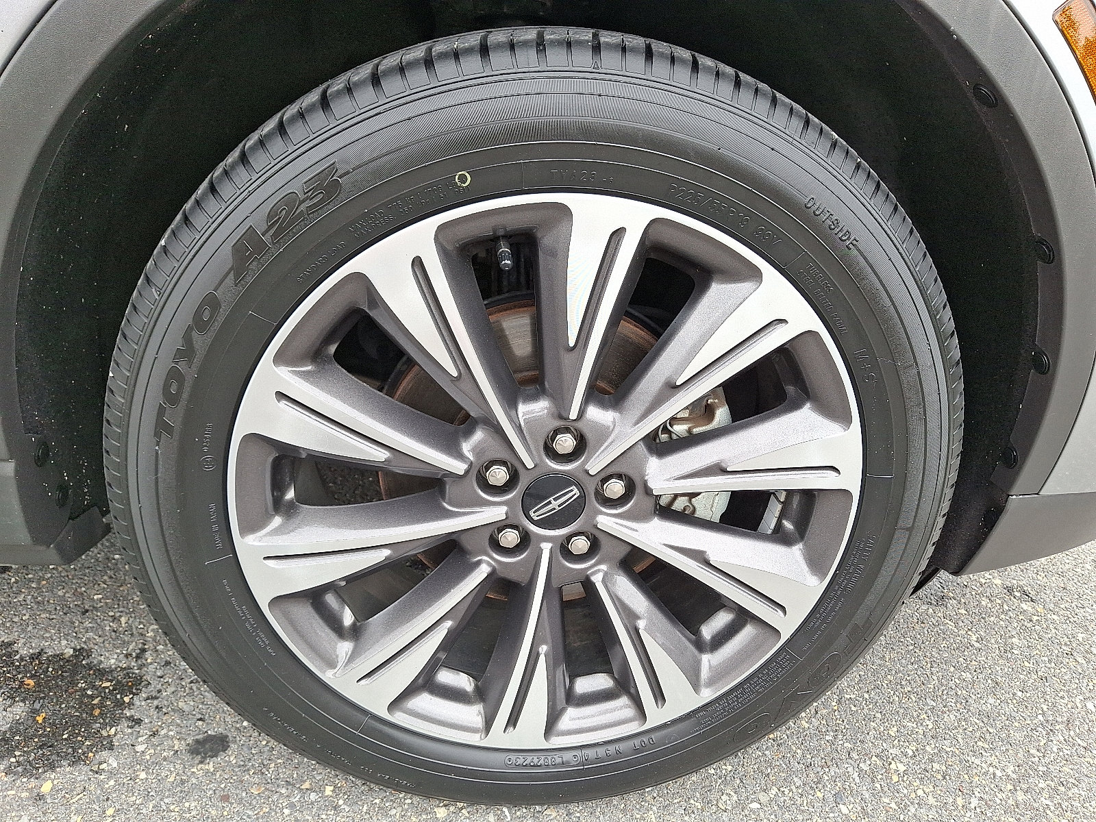 Used 2022 Lincoln Corsair Reserve w/ Elements Package image 8